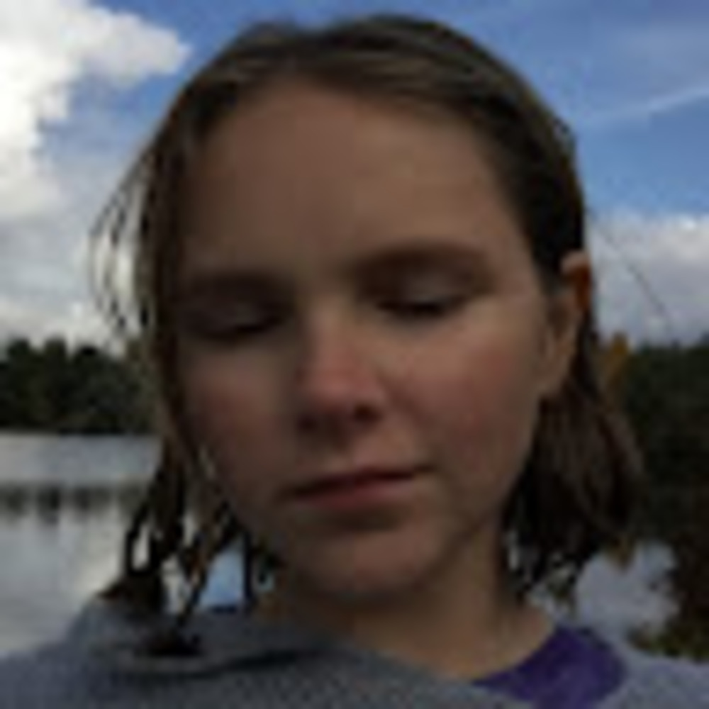 Meet your Posher, Emma lii